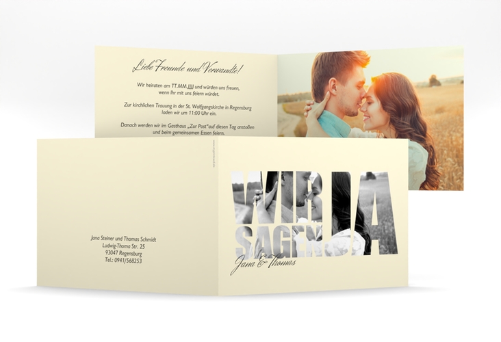 Hochzeitseinladung Letters mittlere Klappkarte quer beige