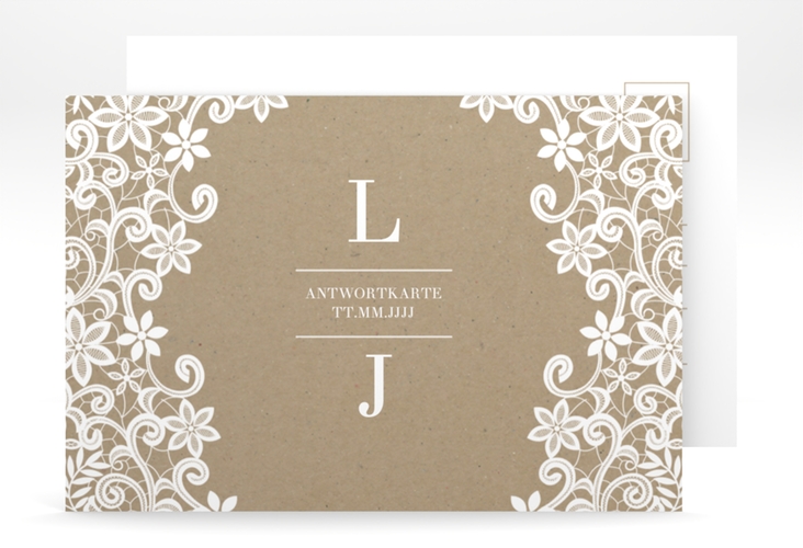 Antwortkarte Hochzeit Bella A6 Postkarte Kraftpapier hochglanz mit weißer Brautspitze um Initialen