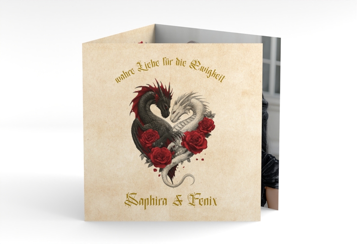 Danksagungskarte Hochzeit Drachenliebe quadr. Doppel-Klappkarte mit schwarzem und weißem Drachen zu einem Herz verschlungen