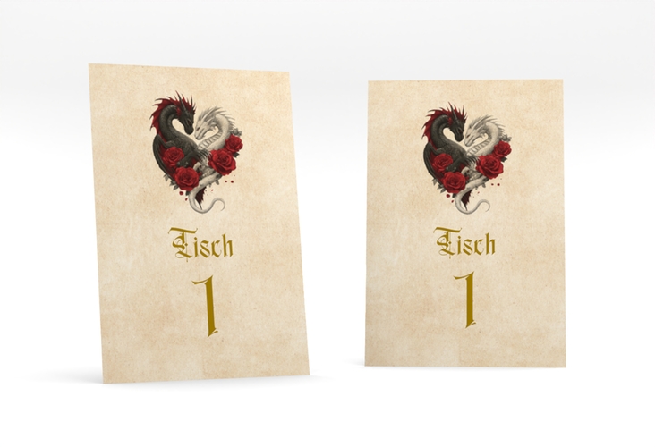 Tischnummer Hochzeit Drachenliebe Tischaufsteller beige mit schwarzem und weißem Drachen zu einem Herz verschlungen