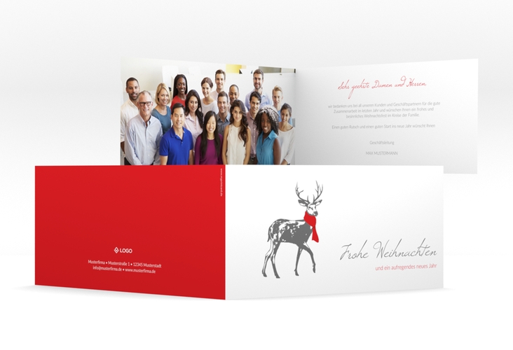 Geschäftliche Weihnachtskarte Hirsch lange Klappkarte quer rot mit Hirsch mit Schal
