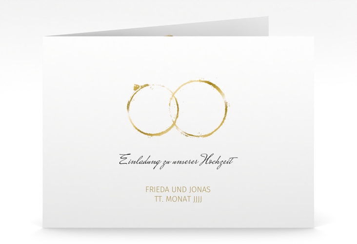 Hochzeitseinladung Trauringe mittlere Klappkarte quer gold minimalistisch gestaltet mit zwei Eheringen