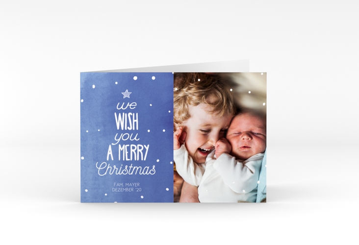 Weihnachtskarte Schneeglitzern A6 Klappkarte quer blau im Handlettering-Stil mit Foto