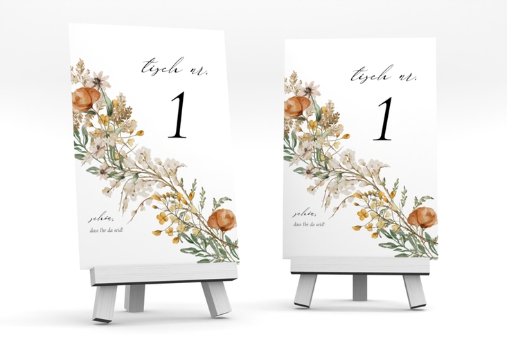 Tischnummer Hochzeit Wildfang Tischaufsteller weiss mit getrockneten Wiesenblumen