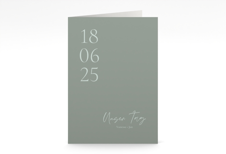 Kirchenheft Hochzeit Day A5 Klappkarte hoch gruen mit Datum im minimalistischen Design