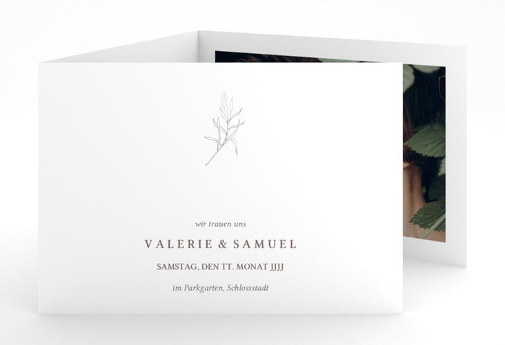 Hochzeitseinladung Ivy A6 Doppel-Klappkarte weiss hochglanz minimalistisch mit kleiner botanischer Illustration