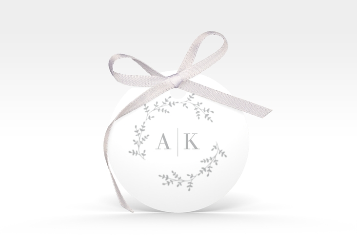Geschenkanhänger Hochzeit Filigrana Geschenkanhänger, rund in reduziertem Design mit Initialen und zartem Blätterkranz