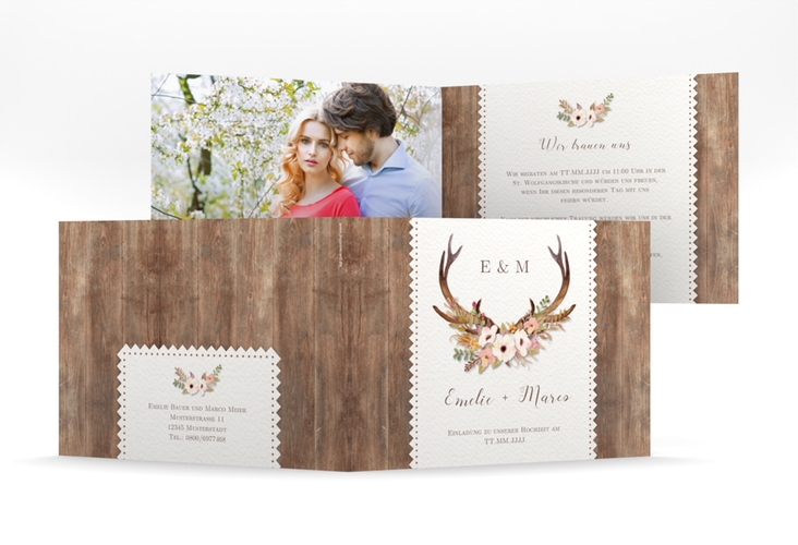 Hochzeitseinladung Heimatjuwel mittlere Klappkarte quer braun hochglanz mit Hirschgeweih und Holz-Hintergrund