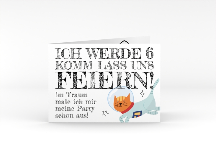 Einladungskarte Kindergeburtstag Welttraum A6 Klappkarte quer weiss mit Weltraum-Katze