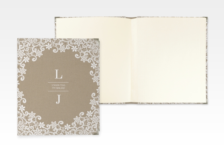 Hochzeitsalbum Bella 21 x 25 cm Kraftpapier mit weißer Brautspitze um Initialen