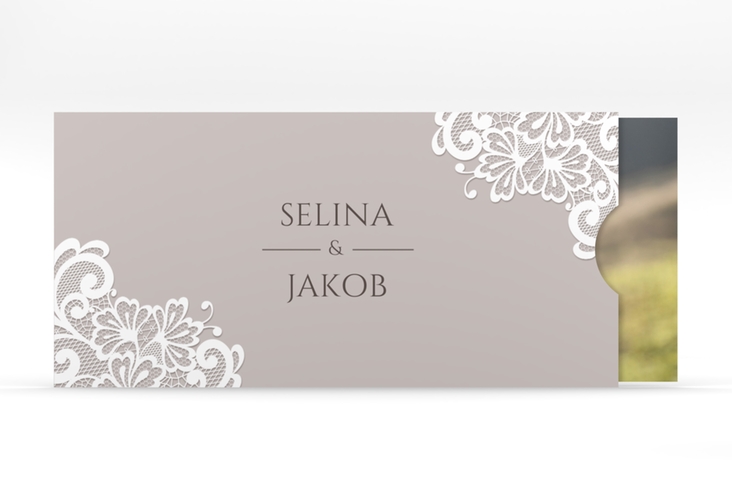 Hochzeitseinladung Vintage Einsteckkarte grau hochglanz mit floraler Spitze