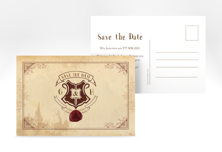 Save the Date-Postkarte Zauberkunst A6 Postkarte beige mit Fantasy-Wappen, Siegel und Zauberschule