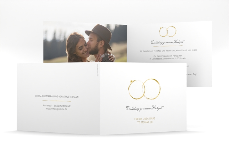 Hochzeitseinladung Trauringe mittlere Klappkarte quer minimalistisch gestaltet mit zwei Eheringen