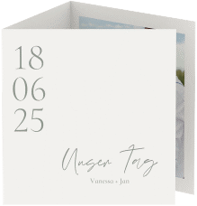 Klick: Details zu Dankeskarte Hochzeit "Day" anzeigen Dankeskarte Hochzeit Day quadr. Doppel-Klappkarte weiss mit Datum im minimalistischen Design