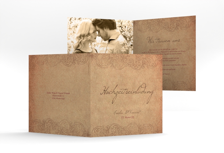 Hochzeitseinladung Fairytale quadr. Klappkarte braun mit Vintage-Bordüre