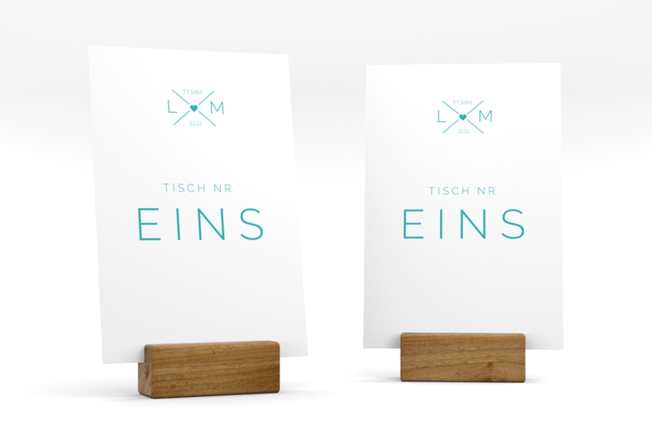 Tischnummer Hochzeit Initials Tischaufsteller tuerkis mit Initialen im minimalistischen Design