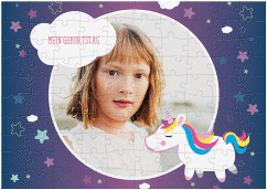 Fotopuzzle 100 Teile Magisch 100 Teile lila mit Foto und Regenbogen-Einhorn im Sternenhimmel