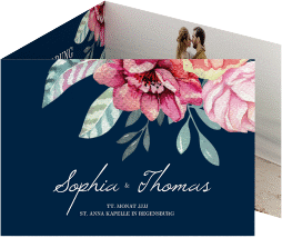 Klick: Details zu Hochzeitseinladung "Blooming" anzeigen Hochzeitseinladung Blooming A6 Doppel-Klappkarte blau