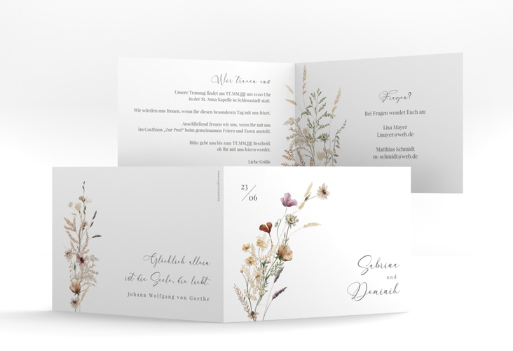 Hochzeitseinladung Sauvages A6 Klappkarte quer hochglanz mit getrockneten Wiesenblumen
