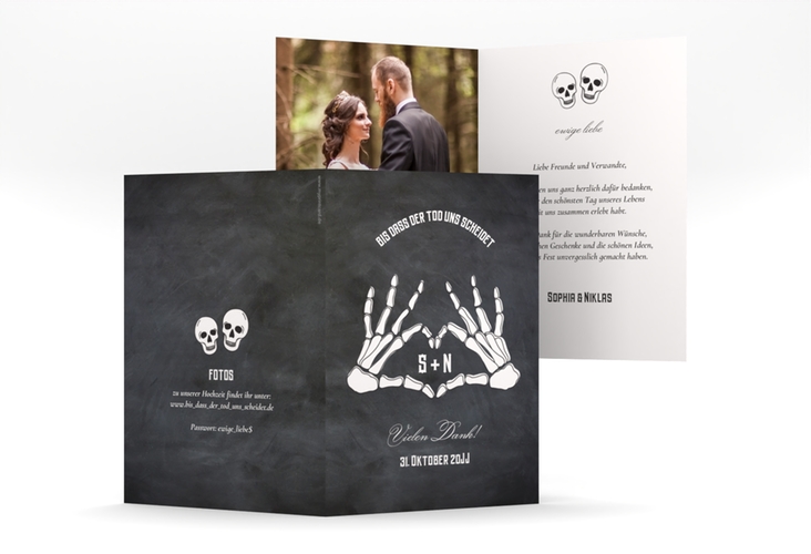 Danksagungskarte Hochzeit Skeleton A6 Klappkarte hoch schwarz mit Skelett-Händen