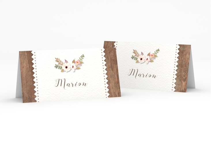 Tischkarte Hochzeit Heimatjuwel Tischkarten braun hochglanz mit Hirschgeweih und Holz-Hintergrund