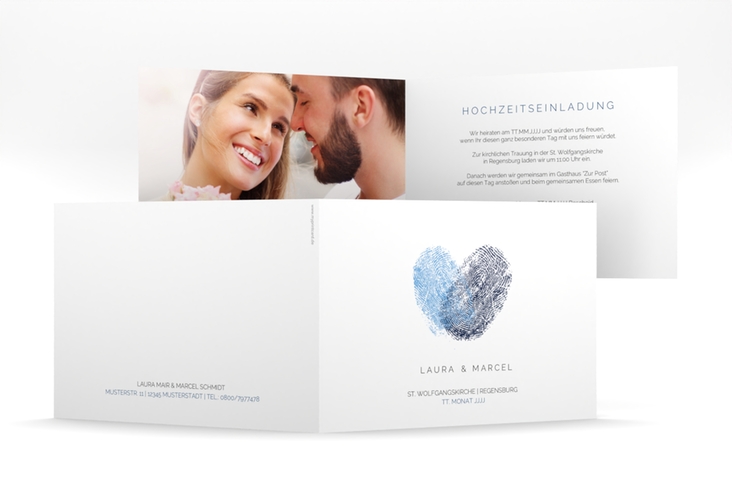 Hochzeitseinladung Fingerprint mittlere Klappkarte quer blau schlicht mit Fingerabdruck-Motiv