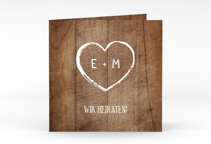 Hochzeitseinladung Wood quadr. Klappkarte braun hochglanz in Holz-Optik mit Herz und Initialen