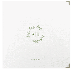Klick: Details zu Gästebuch Selection Hochzeit "Filigrana" anzeigen Gästebuch Selection Hochzeit Filigrana Leinen-Hardcover gruen in reduziertem Design mit Initialen und zartem Blätterkranz