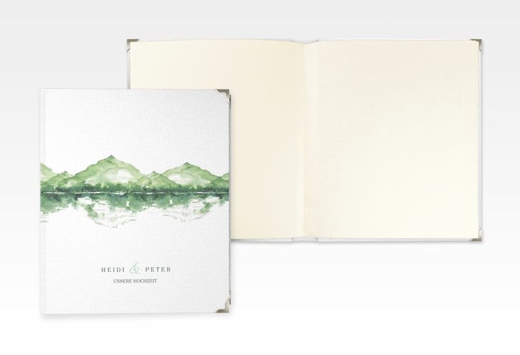 Hochzeitsalbum Bergliebe 21 x 25 cm gruen mit Gebirgspanorama für Berghochzeit
