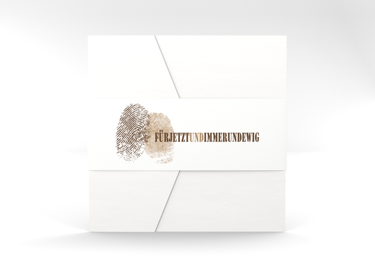 Hochzeitseinladung Messina Pocketfold braun hochglanz mit Fingerabdrücken