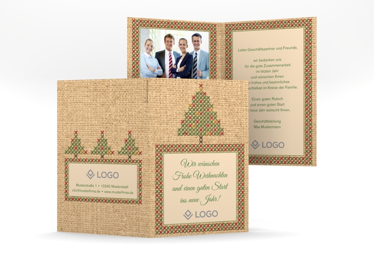 Geschäftliche Weihnachtskarte Stickerei A6 Klappkarte hoch gruen hochglanz in Jute-Optik mit aufgesticktem Christbaum