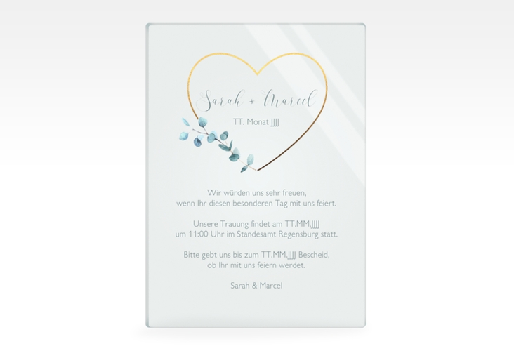 Acryl-Hochzeitseinladung Greenheart Acrylkarte hoch hochglanz mit elegantem Herz und Eukalyptus-Zweig