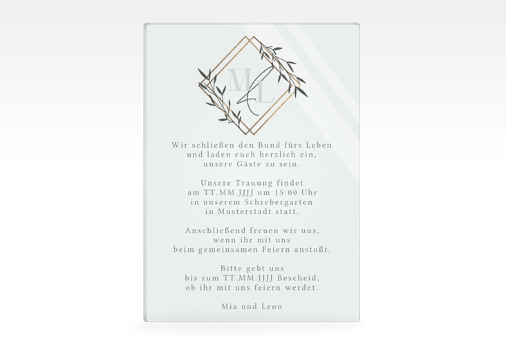 Acryl-Hochzeitseinladung Greenletter Acrylkarte hoch mit Initialen in elegantem Goldrahmen mit Blättern