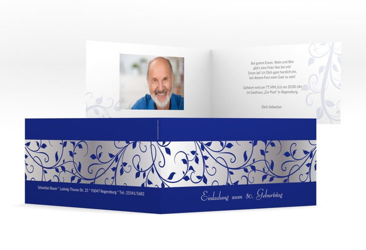 Einladung 80. Geburtstag Hermann/Hermine lange Klappkarte quer blau