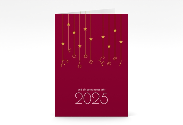 Geschäftliche Weihnachtskarte Windspiel A6 Klappkarte hoch rot schlicht mit Sternchen-Girlande und Jahreszahl
