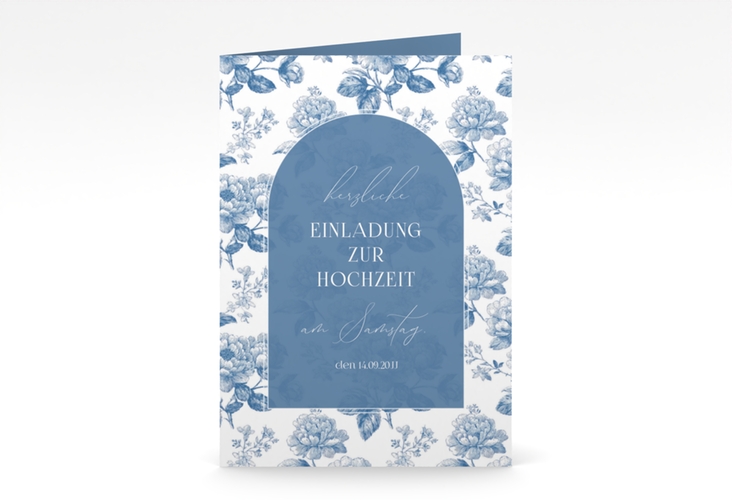 Einladungskarte Hochzeit Blue Floral A6 Klappkarte hoch blau mit blauem Blumenmuster auf weißem Grund