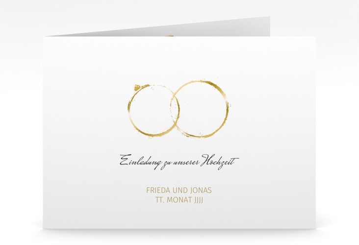 Hochzeitseinladung Trauringe mittlere Klappkarte quer gold minimalistisch gestaltet mit zwei Eheringen