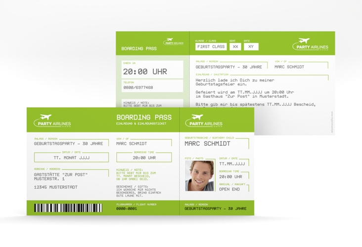 Einladung 30. Geburtstag Boardingpass lange Karte quer gruen hochglanz im Flugticket-Design