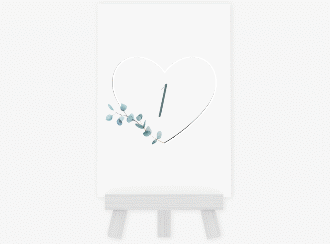 Klick: Details zu Tischnummer Hochzeit "Greenheart" anzeigen Tischnummer Hochzeit Greenheart Tischaufsteller grau mit elegantem Herz und Eukalyptus-Zweig