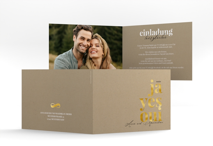 Hochzeitseinladung Oui A6 Klappkarte quer Kraftpapier gold mit Ja-Wort in verschiedenen Sprachen