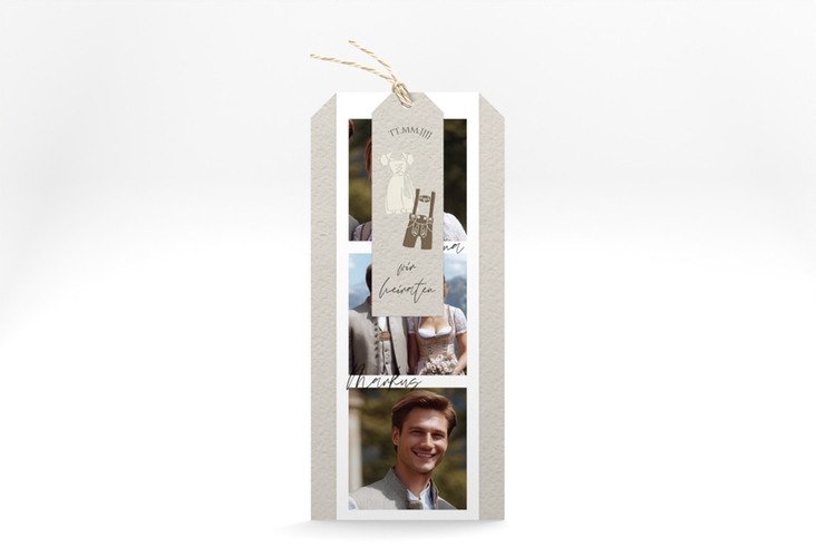 Hochzeitseinladung Trachtenhochzeit Kartentrio beige mit Dirndl und Lederhose