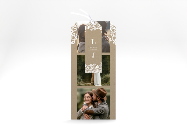 Hochzeitseinladung Bella Kartentrio Kraftpapier mit weißer Brautspitze um Initialen