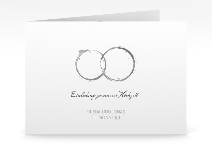 Hochzeitseinladung Trauringe mittlere Klappkarte quer grau silber minimalistisch gestaltet mit zwei Eheringen