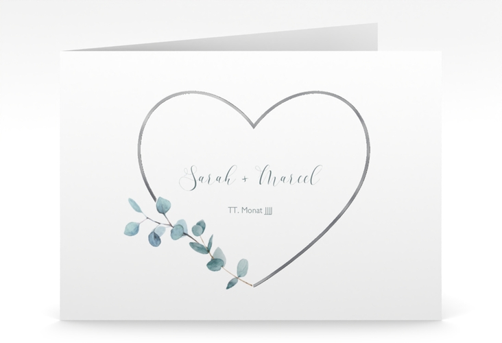 Hochzeitseinladung Greenheart mittlere Klappkarte quer grau silber mit elegantem Herz und Eukalyptus-Zweig