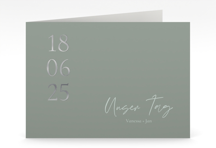 Hochzeitseinladung Day mittlere Klappkarte quer gruen silber mit Datum im minimalistischen Design