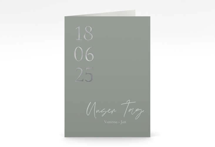 Einladungskarte Hochzeit Day A6 Klappkarte hoch gruen silber mit Datum im minimalistischen Design