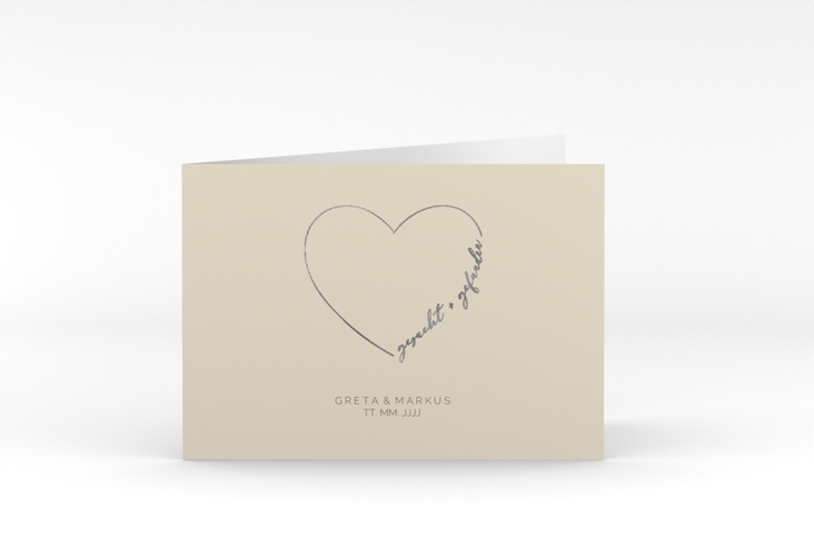 Hochzeitseinladung Lebenstraum A6 Klappkarte quer beige silber