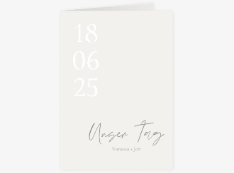 Klick: Details zu Einladungskarte Hochzeit "Day" anzeigen Einladungskarte Hochzeit Day A6 Klappkarte hoch weiss mit Datum im minimalistischen Design