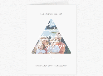 Weihnachtskarte Lettertree A6 Klappkarte hoch weiss mit Tanne und Stechpalme im Schiefertafel-Look