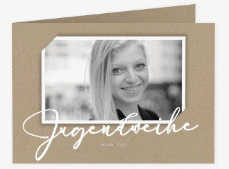 Klick: Details zu Einladung Jugendweihe "Santo" anzeigen Einladung Jugendweihe Santo A6 Klappkarte quer beige im Kraftpapier-Look mit Foto